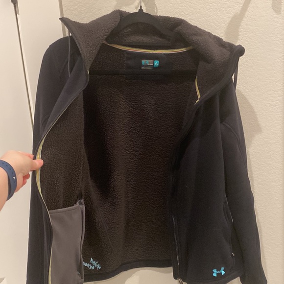 Used Black Under Armour Semi-Fitted Sherpa Zip-Down Coat Jacket Size S Small - Picture 11 of 13